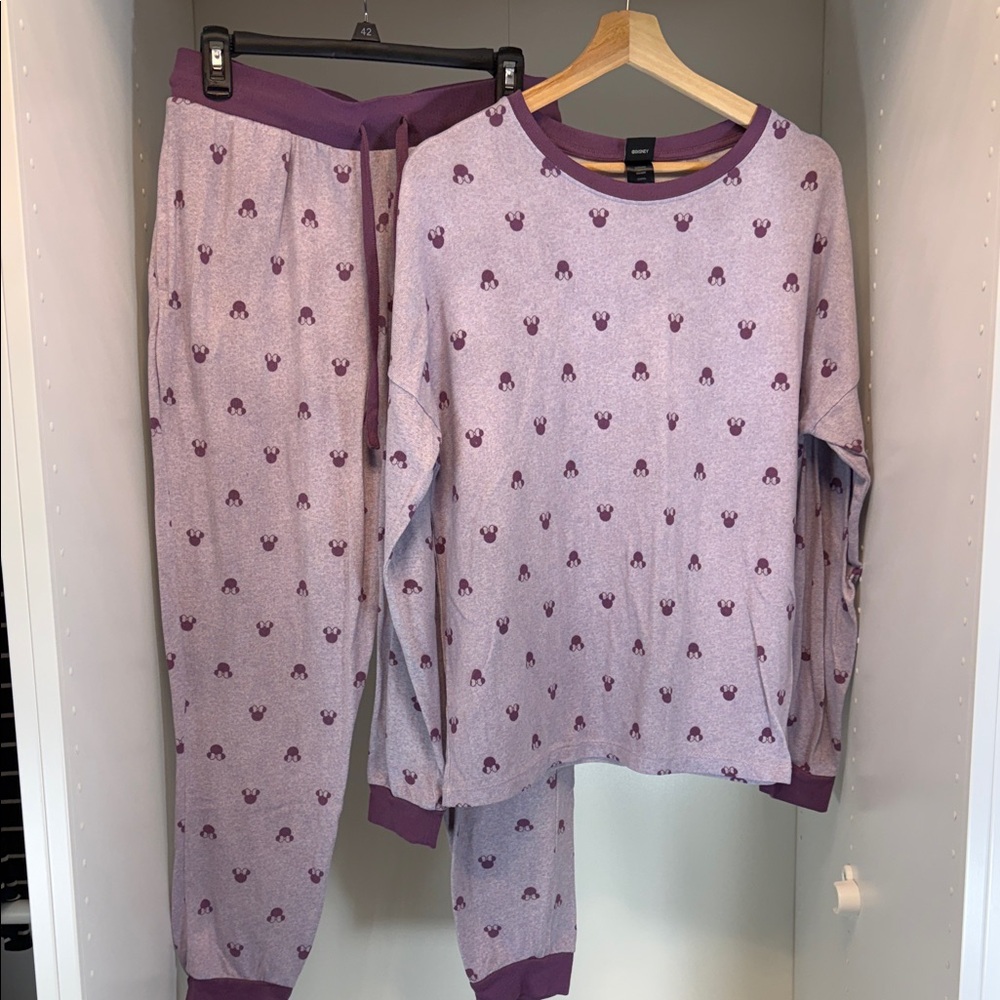 Disney Minnie Purple Women’s Pajama Set